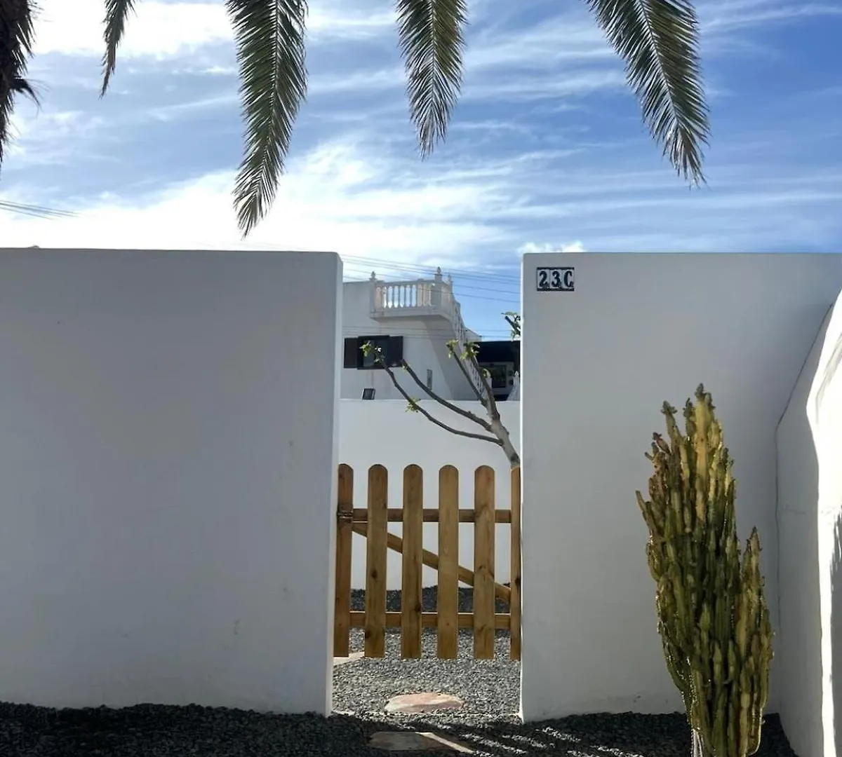 23C Volcano & Spa Tahiche Holiday home