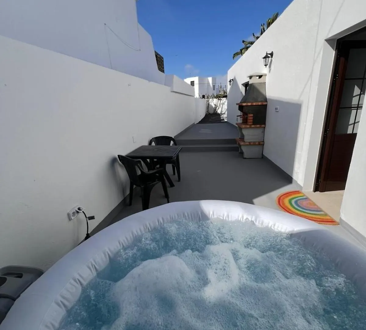 23C Volcano & Spa Tahiche Holiday home